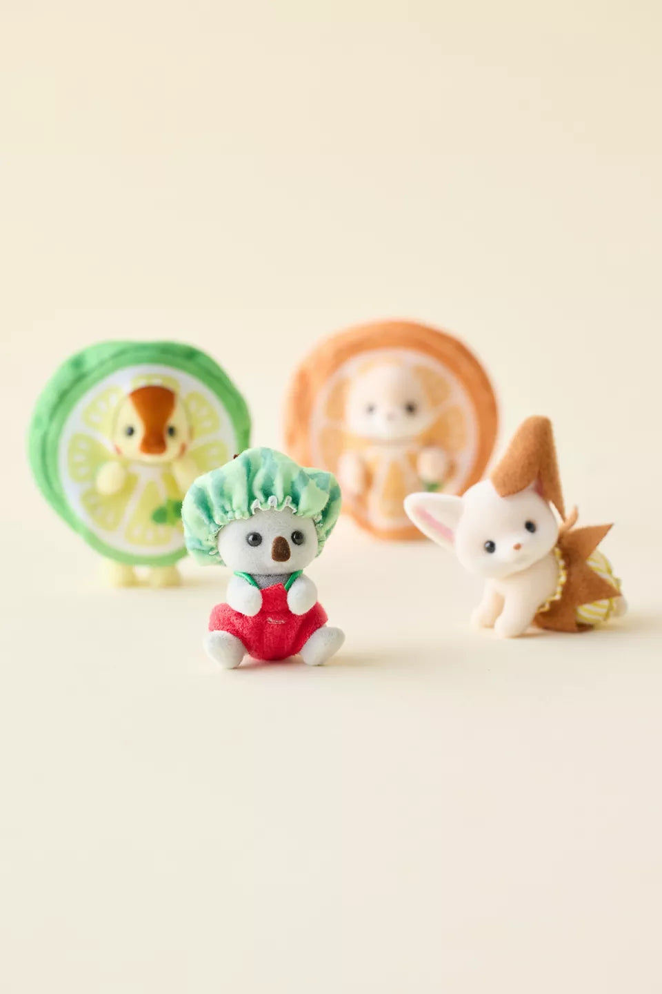 Calico Critters Flocked Blind Box Figure