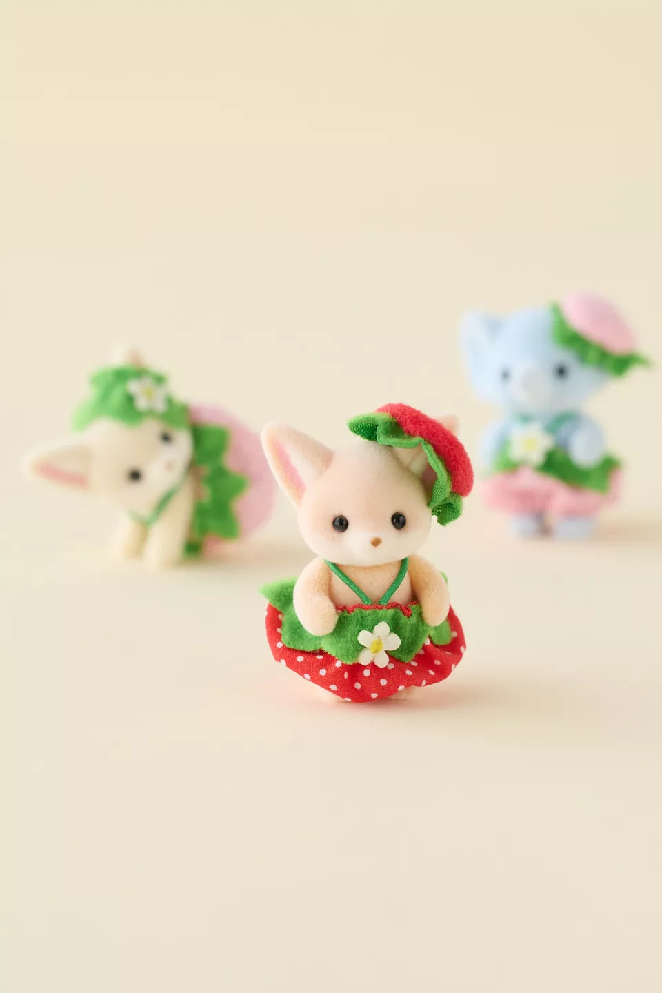 Calico Critters Flocked Blind Box Figure