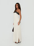 Daesa Lace Maxi Dress Cream / Black